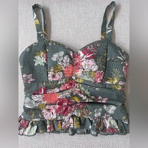 Floral Ruffle Crop Top - Small